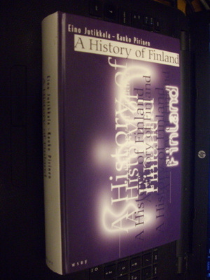 Jutikkala - Pirinen : A History of Finland ( 5 p. 1996 )EIPK