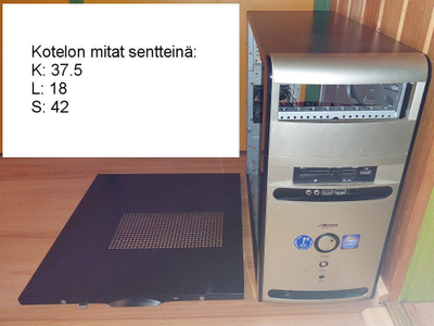 Tietokoneen kotelo