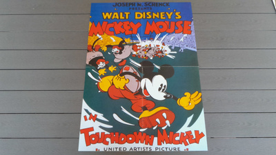 Disney Touchdown Mickey Mouse 2-puolinen Juliste (n.1988)