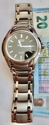 VANHA Kello Citizen Titanium Sapphire WR 10 nbar