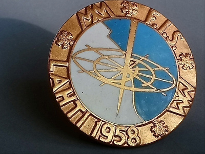 Hiihdon maailmanmestaruuskilpailut 1958, emalinen merkki