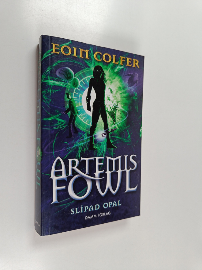 Eoin Colfer : Artemis Fowl : slipad opal