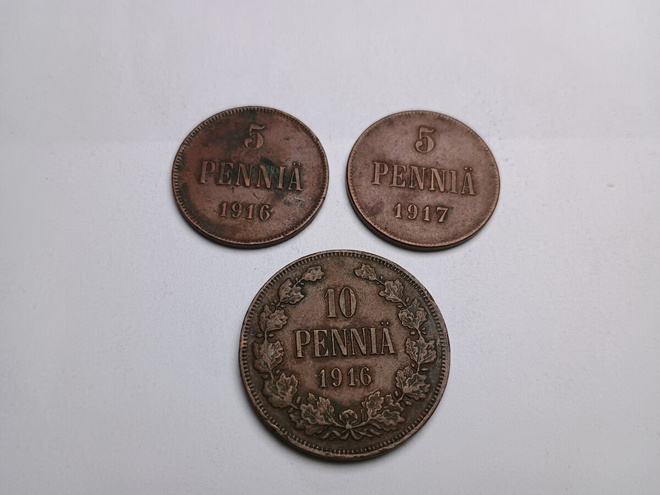 5 penniä ja 10 penniä yht. 3kpl
