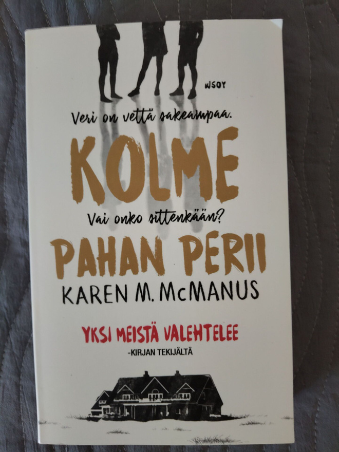 Karen M. McManus: Kolme pahan perii
