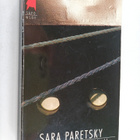 Sara Paretsky : V. I. Warshawski ja surmanloukku - pikkukuva 1