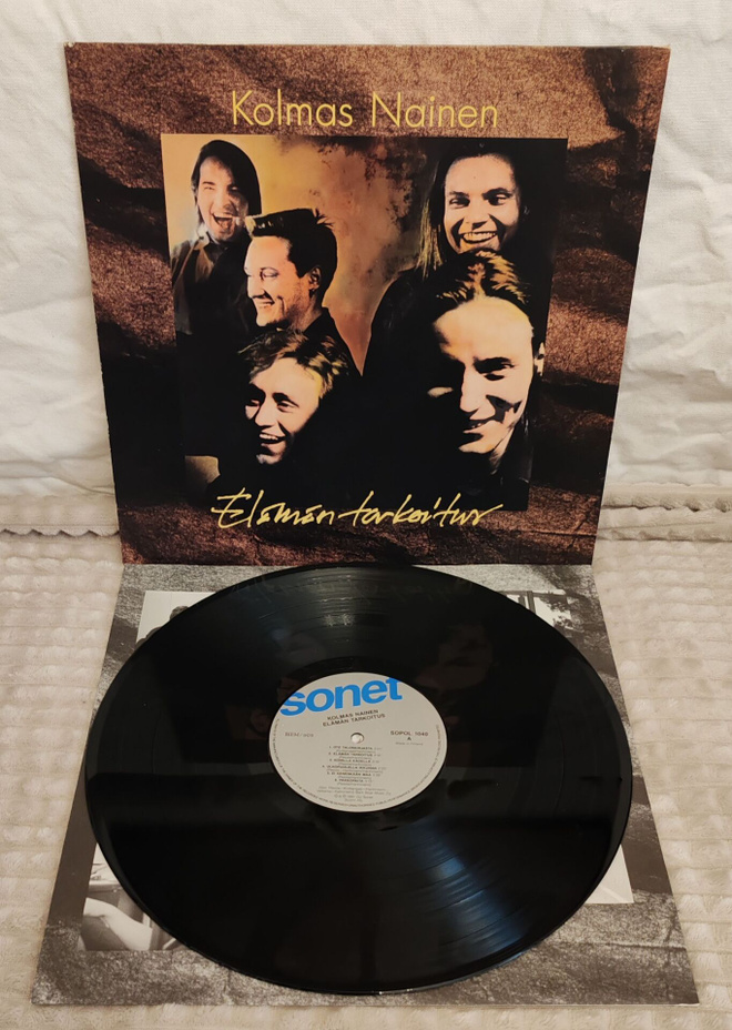 Kolmas Nainen Elämän Tarkoitus lp