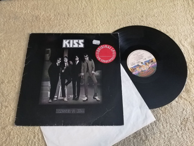 KISS - Dressed To Kill LP