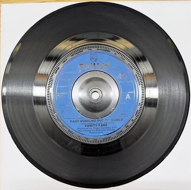 Vanity Fare - Fast Running Out Of World 7" single