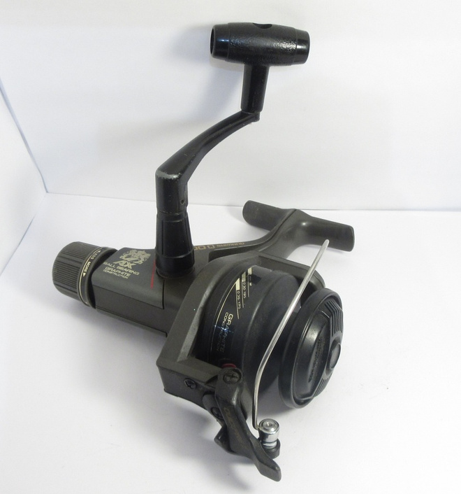 Shimano AX 300 Q avokela