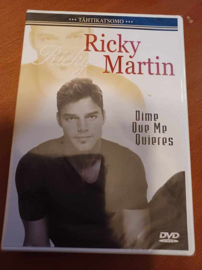 DVD RICKY MARTIN IN CONSERT ( avaamaton )