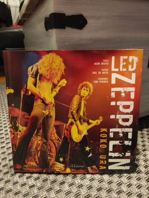 Led Zeppelin koko ura kirja