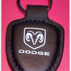 Pieni nahkainen Dodge avaimenperä - pikkukuva 1