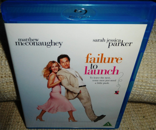 Muuttohaluton Poikamies Blu-ray