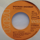 BETTY WRIGHT  ::  SHOORAH ! SHOORAH ! :: VINYYLI  7"  1974 ! - pikkukuva 3