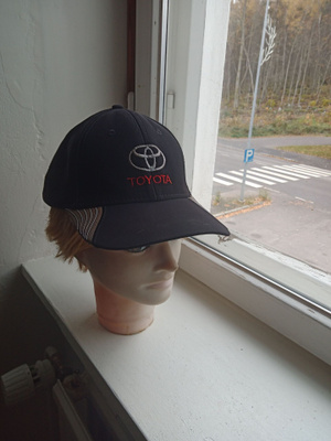 Toyota lippalakki / lippis, brodeerattu logo, one size.