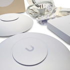 Unifi verkkolaitteita, UCG Ultra + 2x Wifi 6 Pro + 2x Poe - pikkukuva 3
