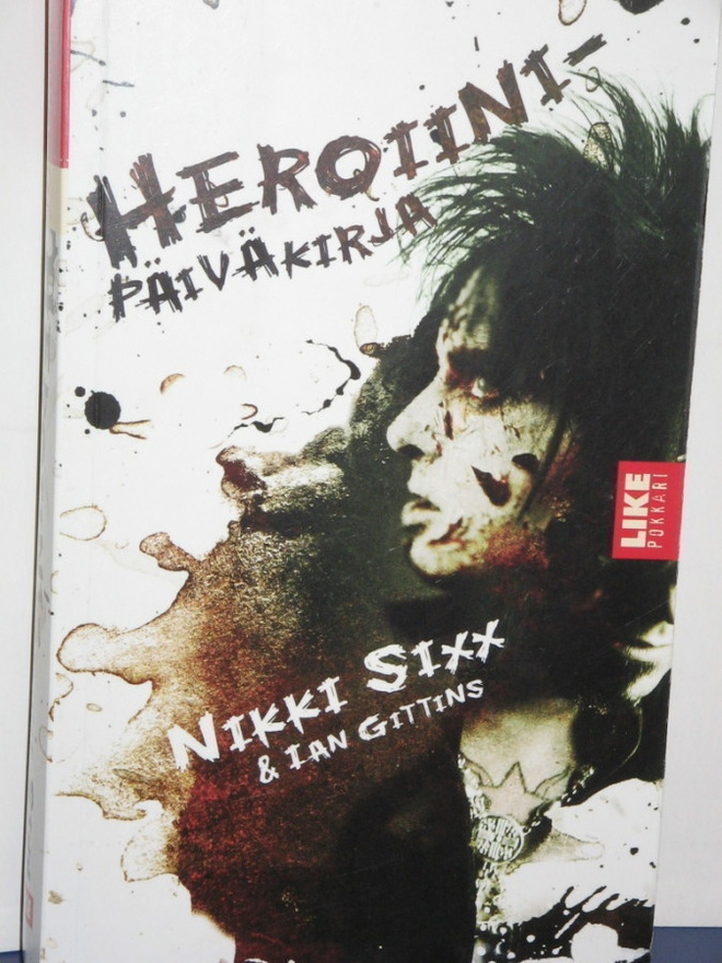 Nikki Sixx : HEROIINI-PÄIVÄKIRJA
