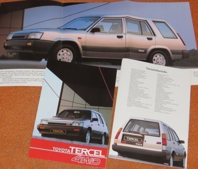 1983 Toyota Tercel 4WD esite - suom - KUIN UUSI - 12 sivua