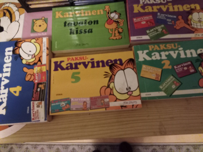 paksut Karvisen kirjat 1-5
