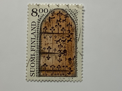 919 / 1983 Hollolan kirkko -asehuoneen ovi o leimattu