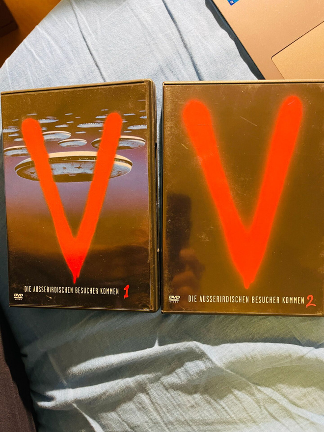 V: (Visitors) 80-luvun sarjat (5-disc) 1983 +1984 SuomiTXT