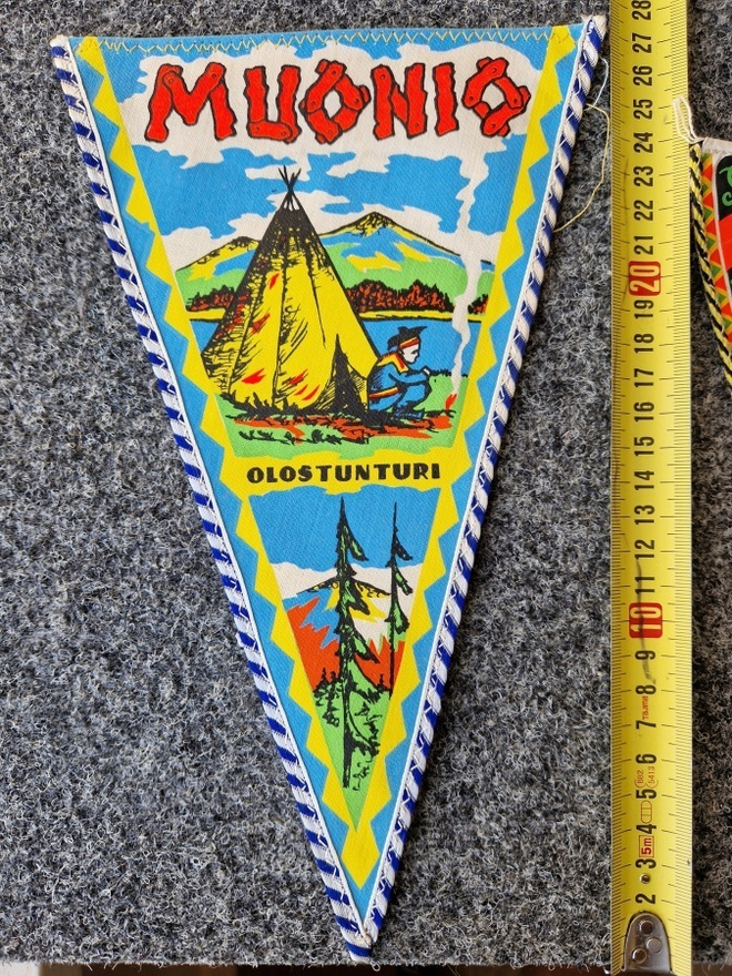 Muonio Olostunturi vintage iso matkailuviiri