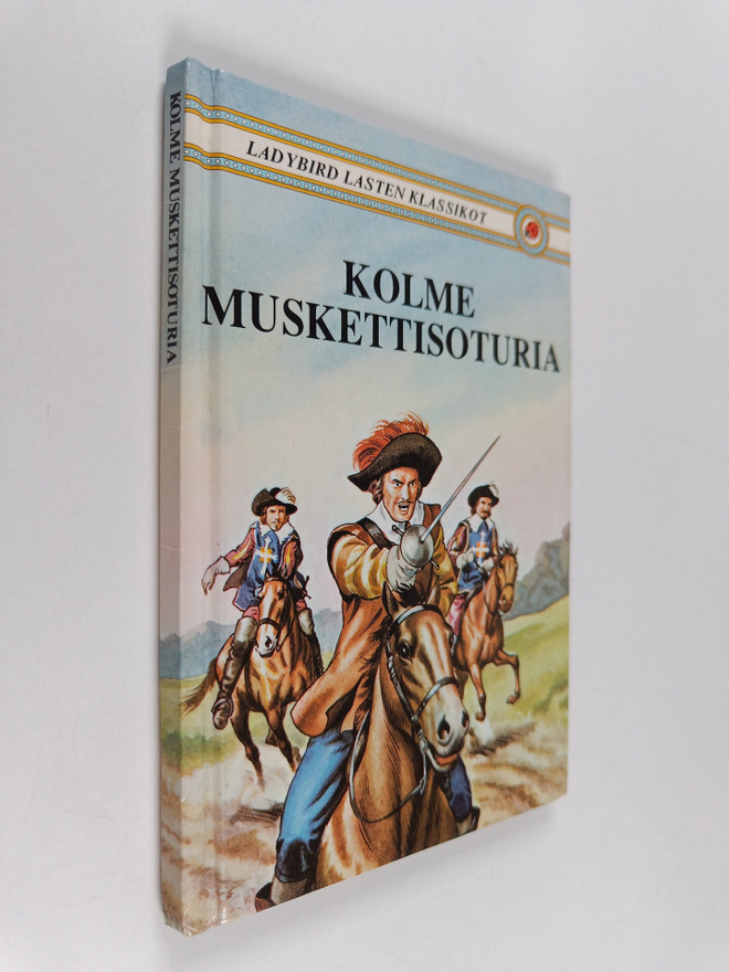 Joan Cameron : Kolme muskettisoturia