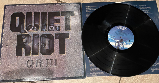 Quiet riot - QR III