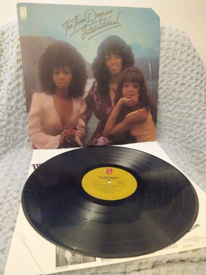 THE THREE DEGREES - INTERNATIONAL LP