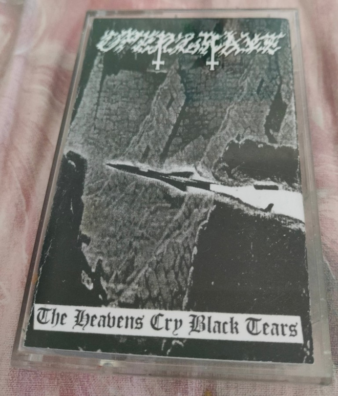 Open Grave : The Heavens Cry Black Tears - KASETTI