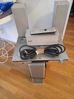 Panasonic SC-HT500 Kotiteatterijärjestelmä