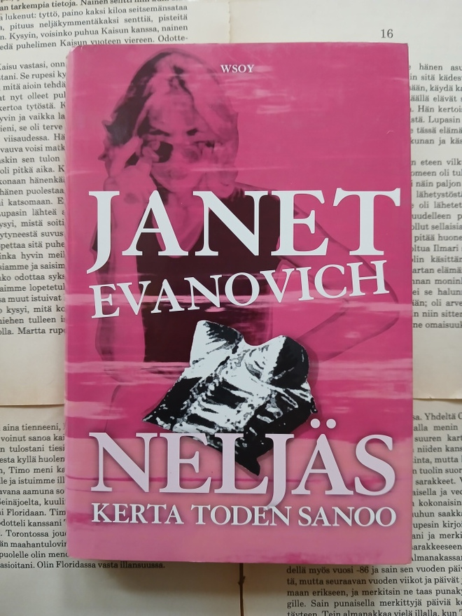 Janet Evanovich - Neljäs kerta toden sanoo (sid.)