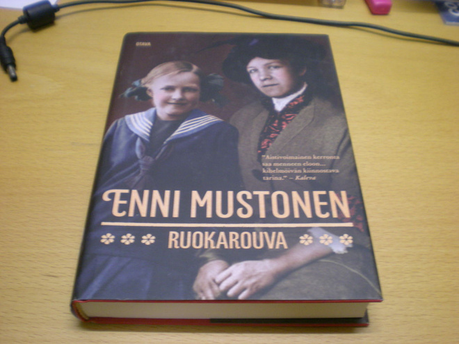 Enni Mustonen: Ruokarouva