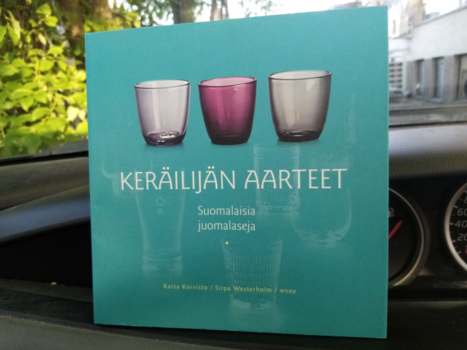 Keräilijän aarteet -  Suomalaisia juomalaseja ( SIS POSTIKUL