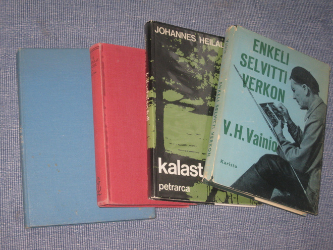 Neljä kalastusaiheista kirjaa