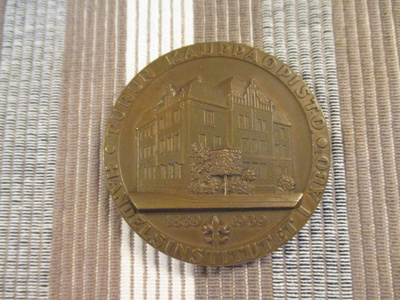 Turun Kauppaopisto 100 V  mitali 1839-1939 /J.Vikainen -39.