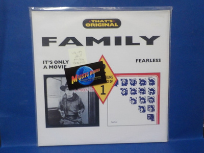 FAMILY - FEARLESS M-/EX+ UK -89 2LP