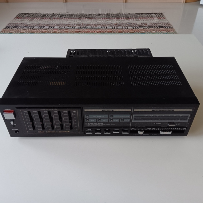 Stereo-vahvistin Fisher CA-60
