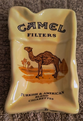 Camel vintage tuhkakuppi