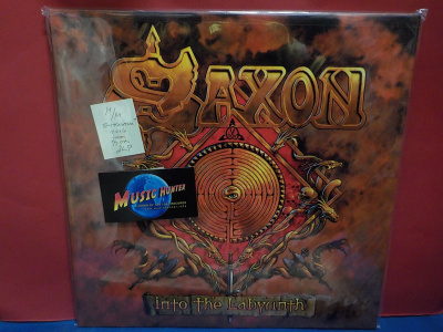 Saxon - Into The Labyrinth M/EX