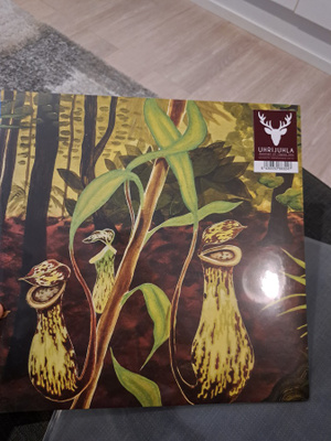 Uhrijuhla -jokainen on vapaalintu lp (limited 150)