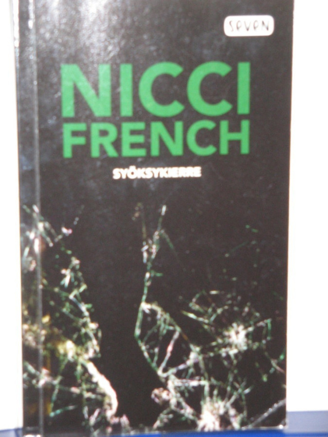 Nicci French : SYÖKSYKIERRE