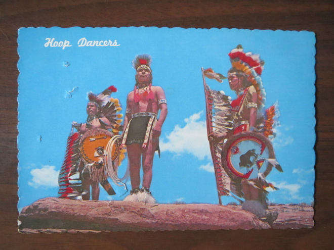 Hoop Dancers postikortti 1970-luku