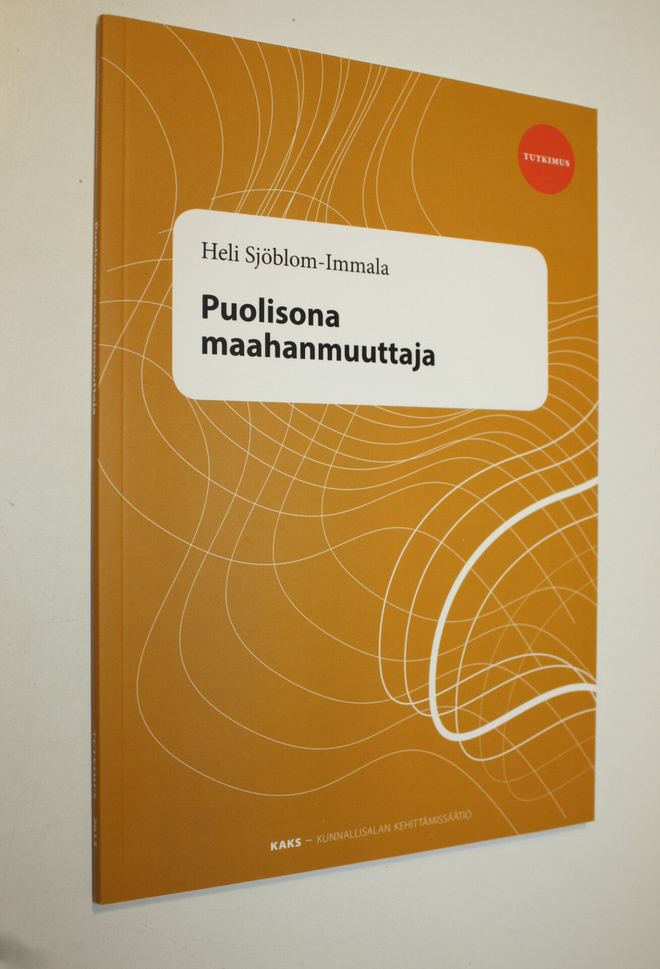 Heli Sjöblom-Immala : Puolisona maahanmuuttaja : monikult...