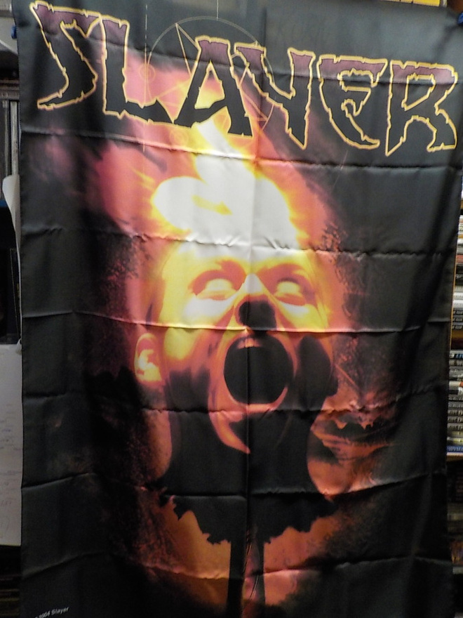 SLAYER SEINÄLIPPU