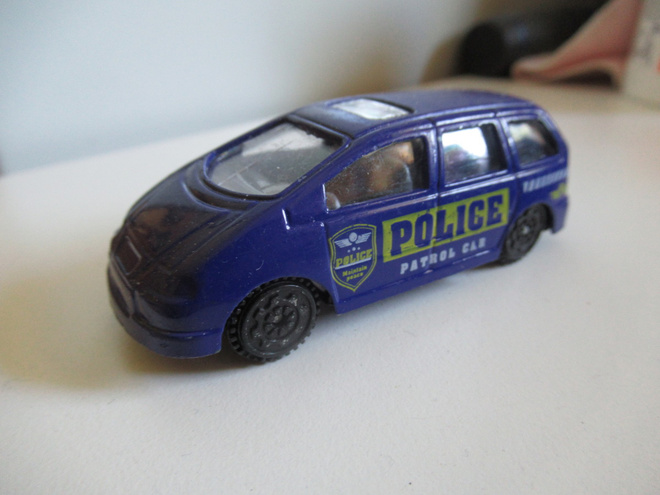 Police Patrol car pienoismalli