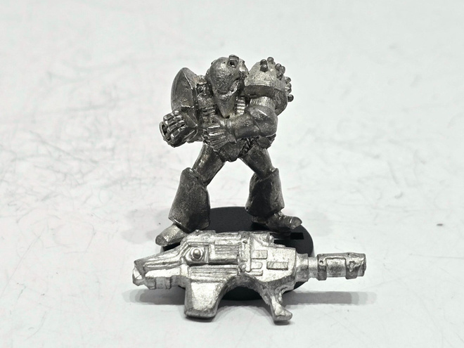 WH40K - Space Marine with Heavy Weapon (1988) [S305]