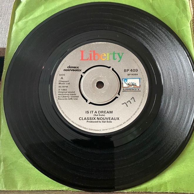 CLASSIX NOUVEAUX: Is It A dream * Where To Go * UK 1982