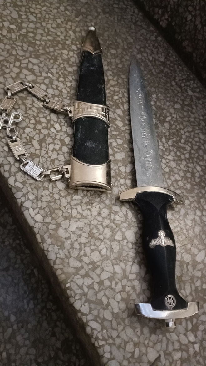 Puukko Tikari ja Tuppi  Kotka Svastika 