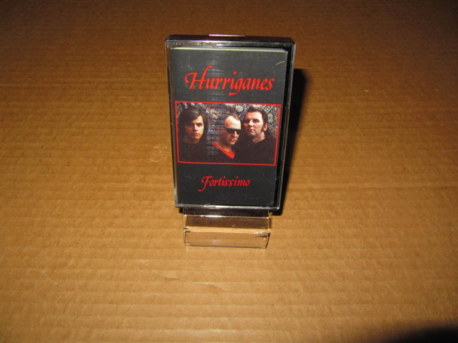 KASETTI: Hurriganes: Fortissimo v.1981 UUDENVEROINEN !